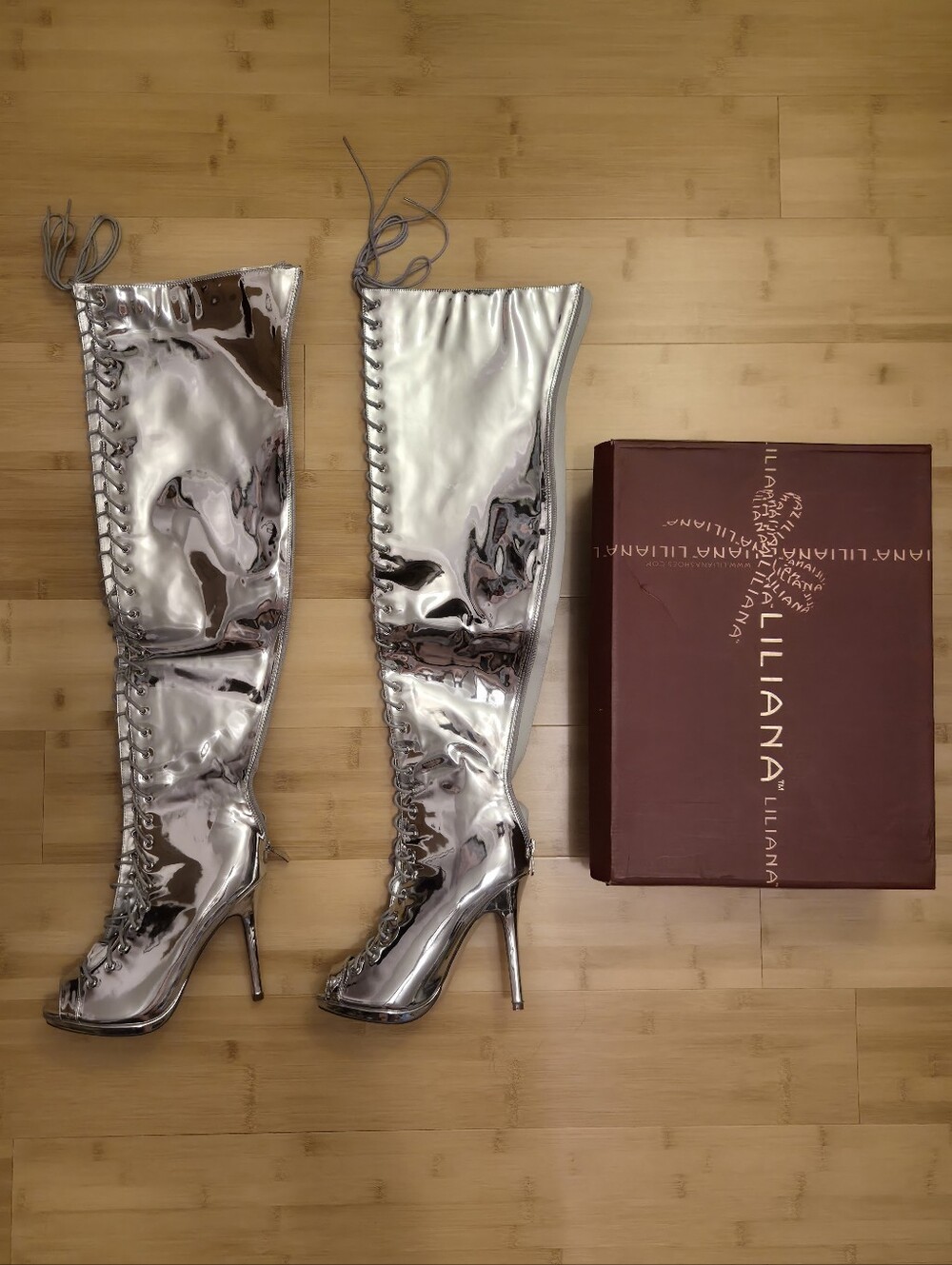 Liliana Silver Metallic Metallic Thigh High Lace Up Peep Toe Stiletto Boots 9 - Picture 5 of 15